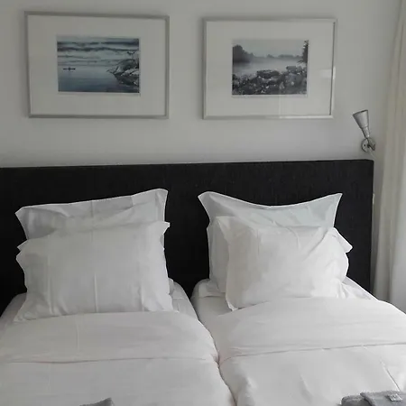 Pension 't hofje 350 meter van het strand-3